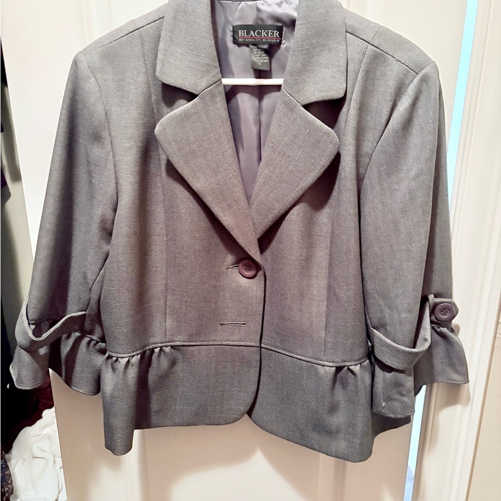 Black Brand Women's Elegant Gray Blazer